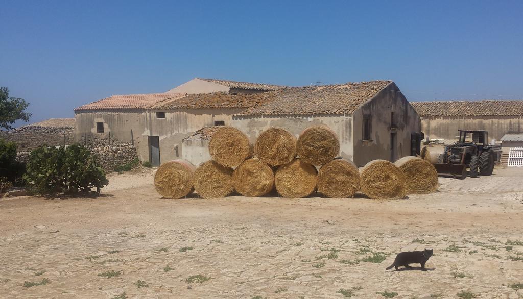 B&B Camemi - Antica Masseria Marina di Ragusa Exteriör bild